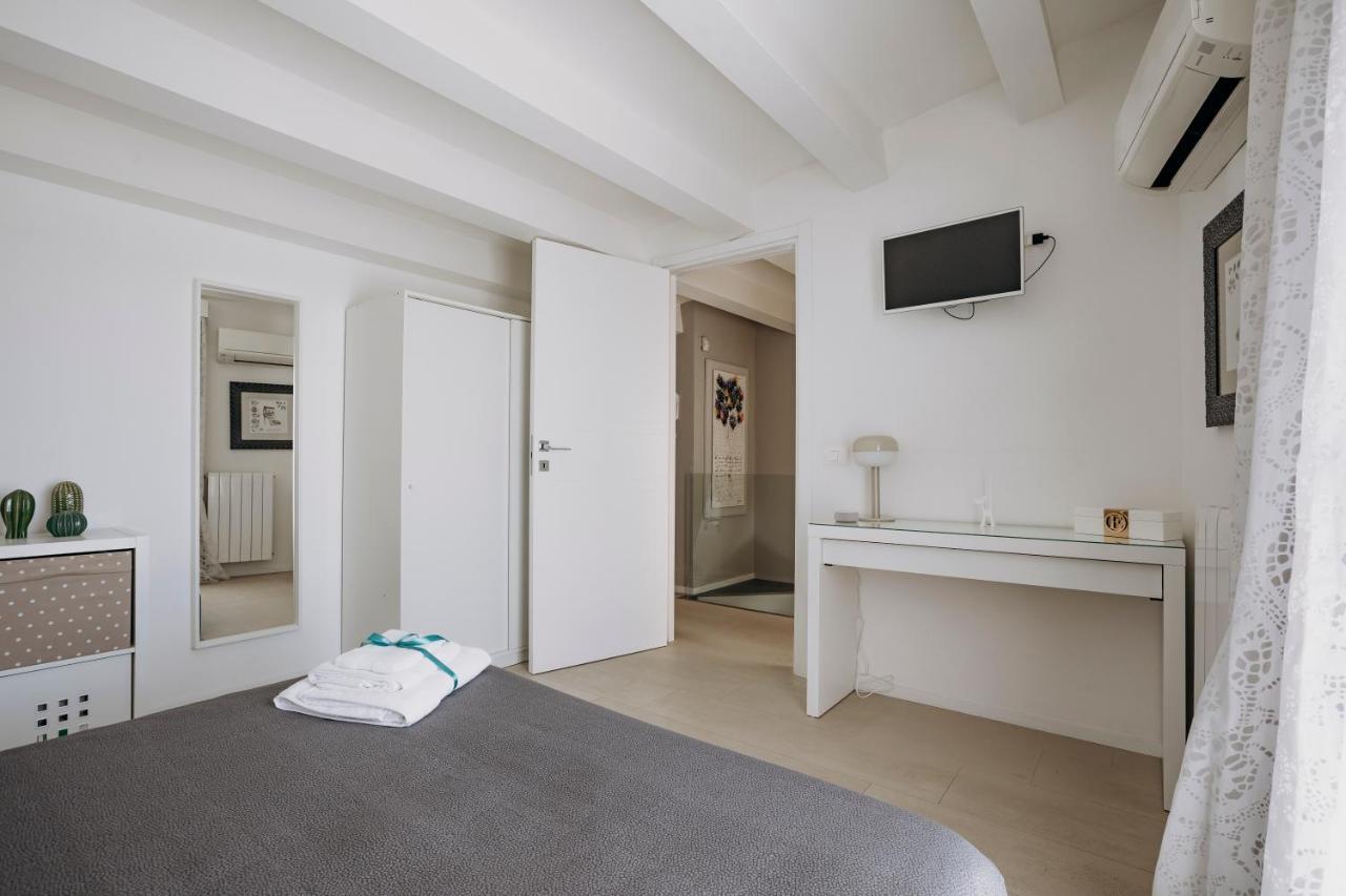 Suite Von Platen Syracuse Luaran gambar