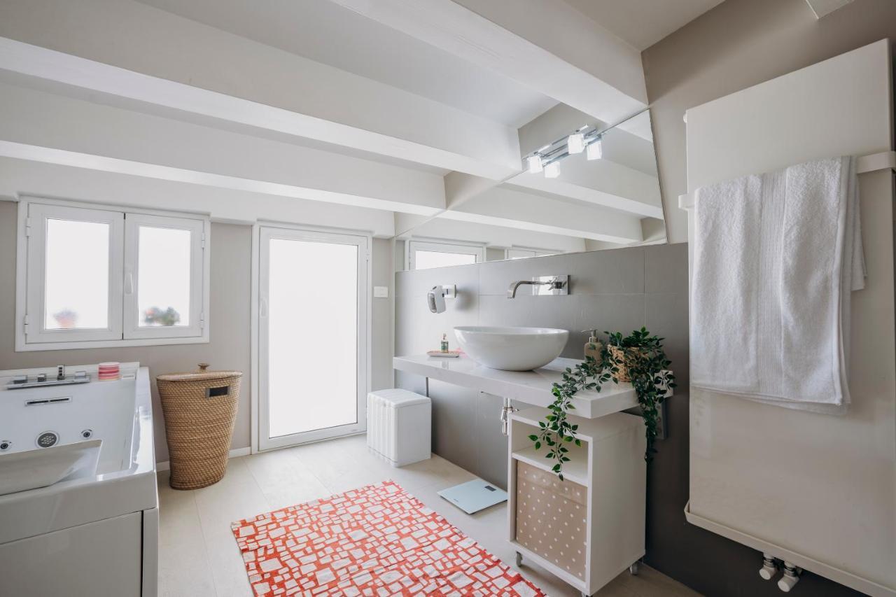 Suite Von Platen Syracuse Luaran gambar
